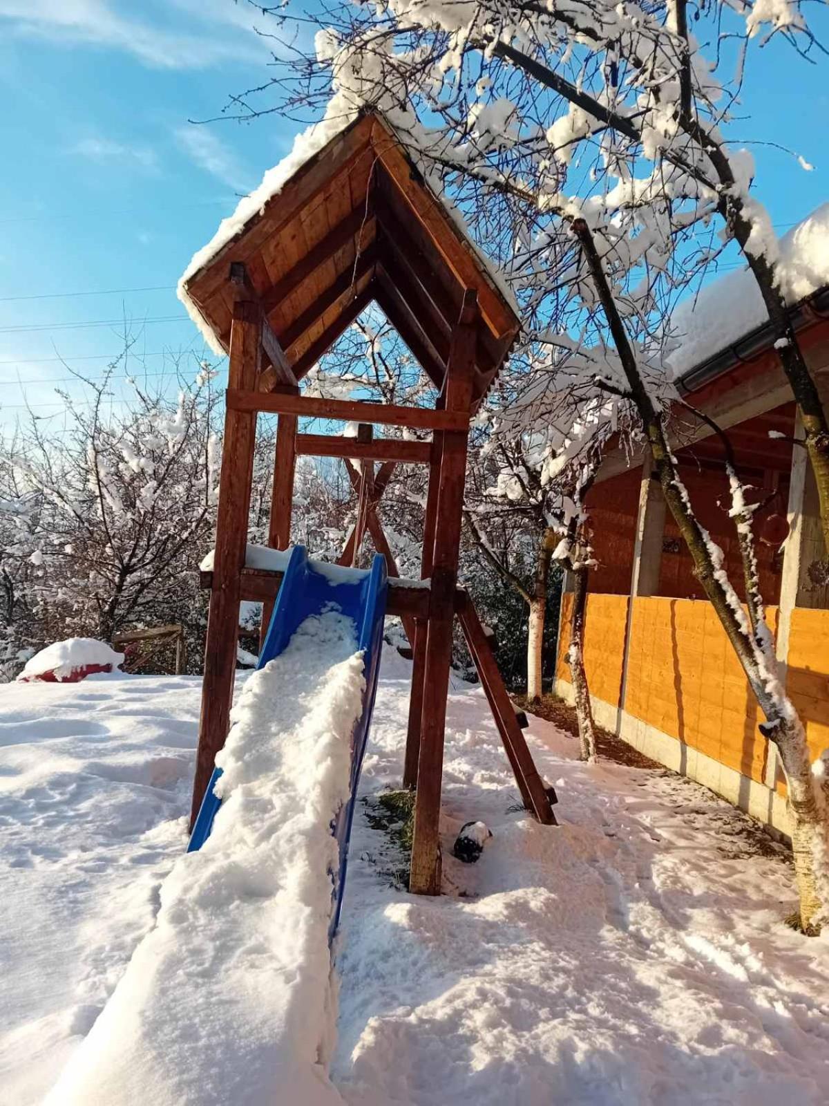 Bungalovi Lana Sarajevo Ngoại thất bức ảnh